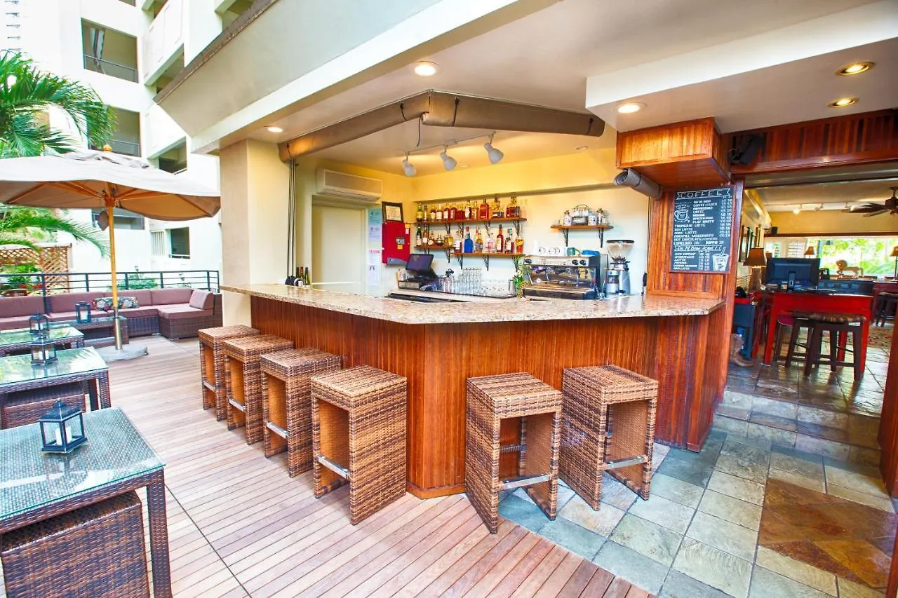 Hotel The Equus Honolulu